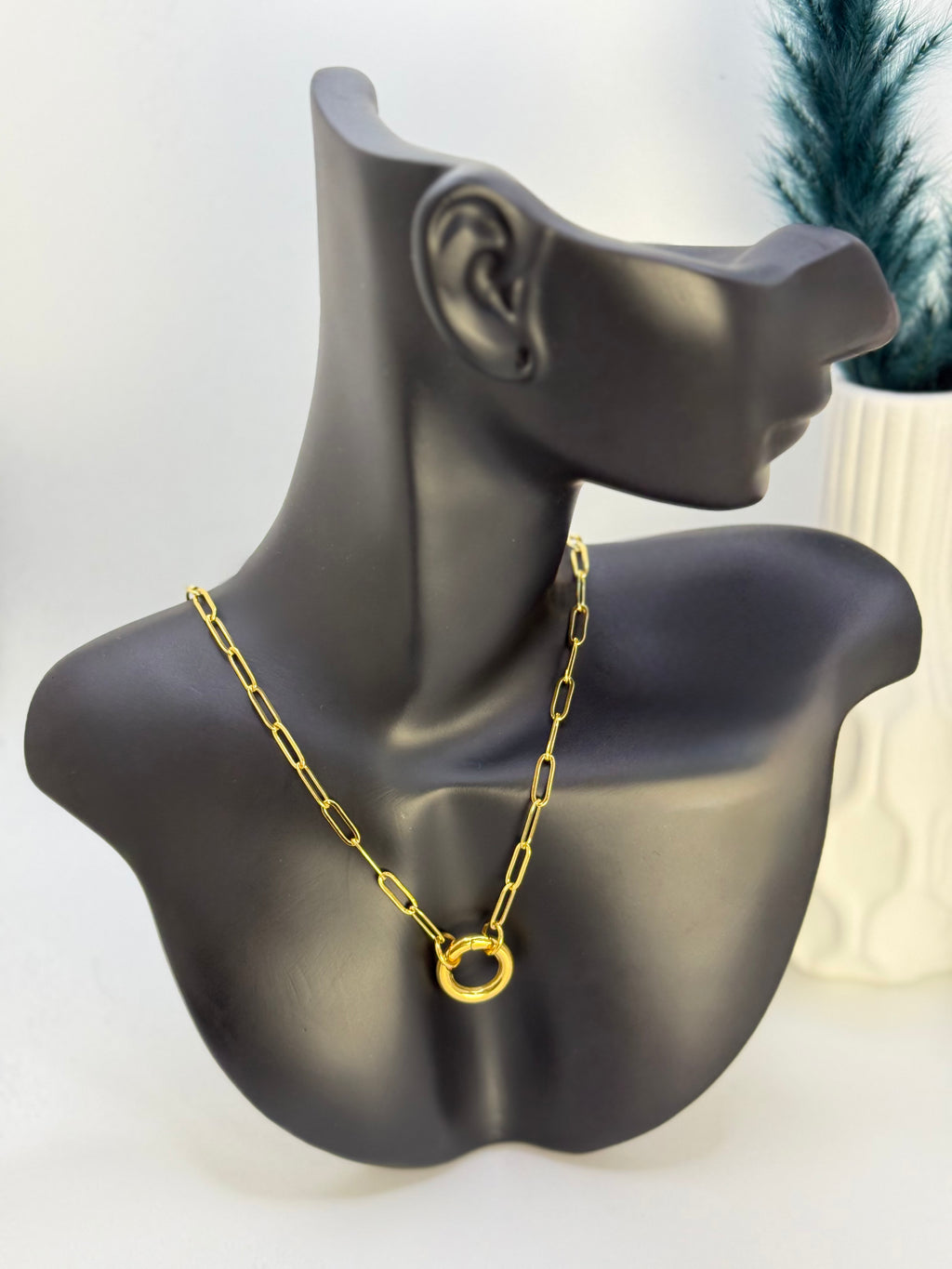 Pretty Luxe Neckless
