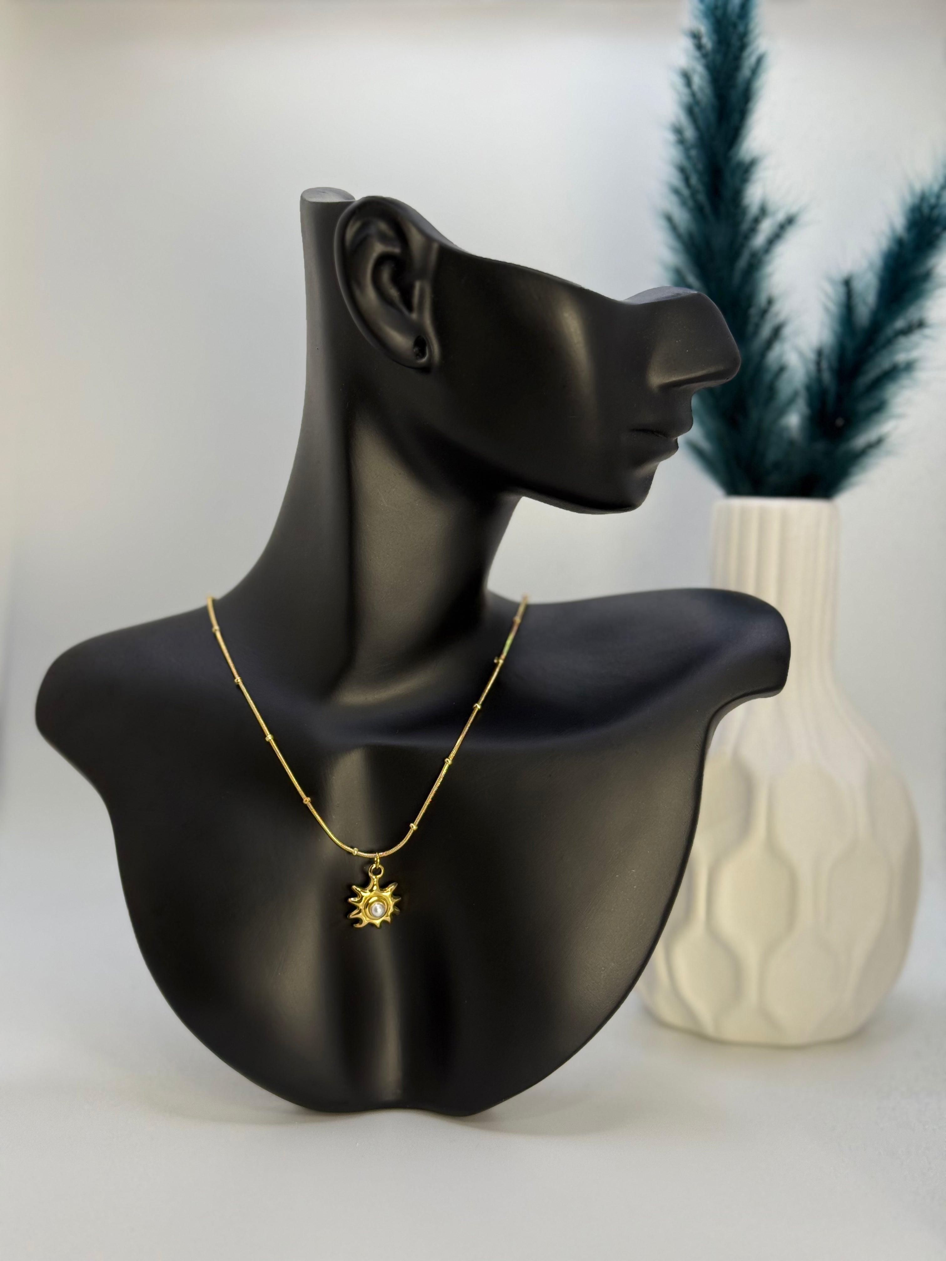 Simple Luxe Neckless