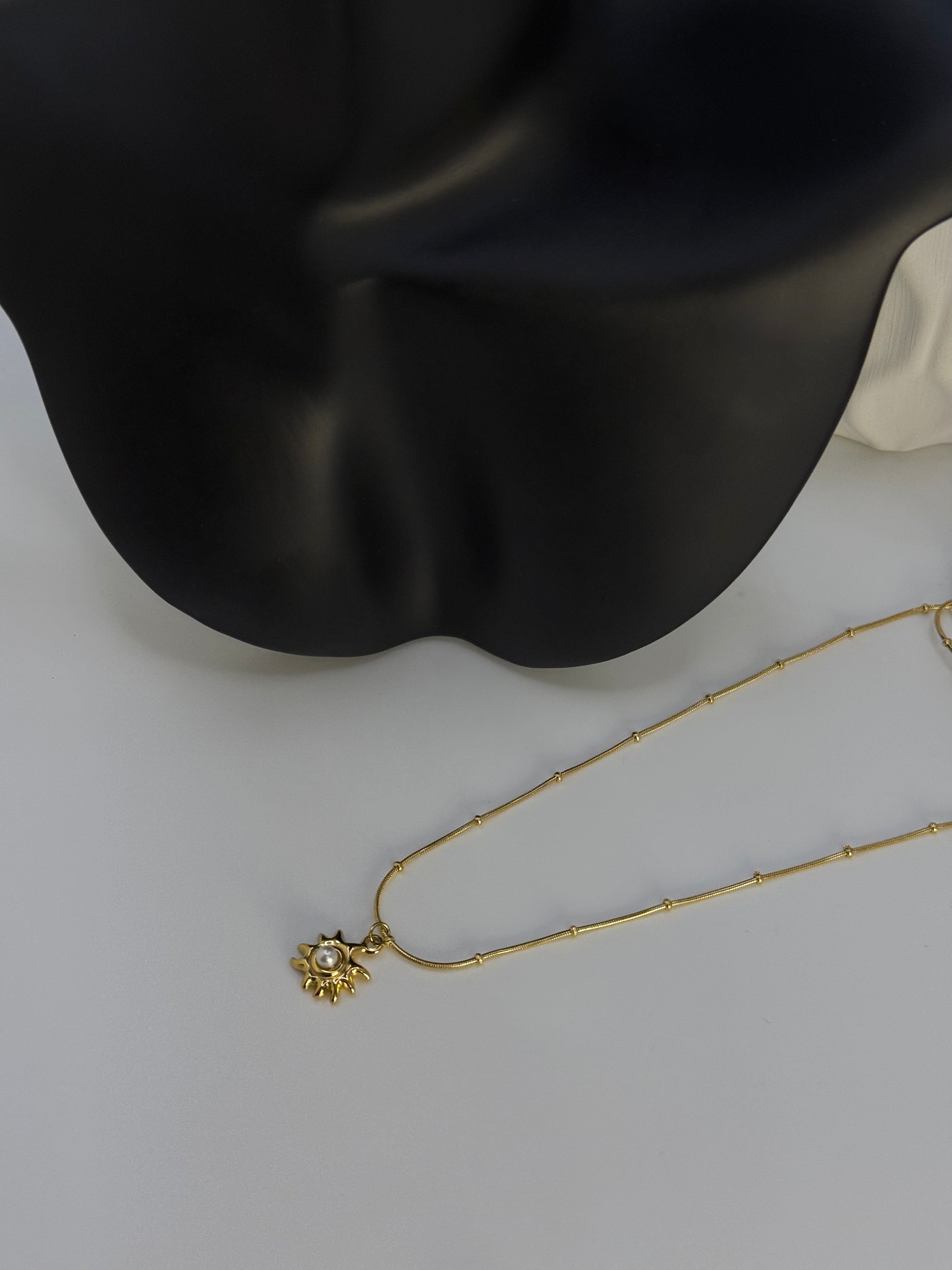 Simple Luxe Neckless