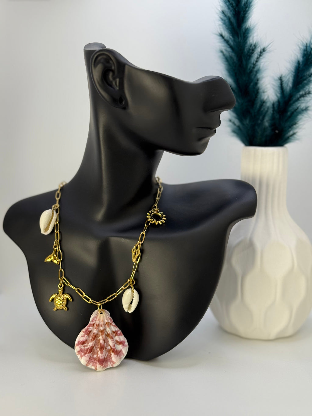 Luxury Flow Neckless