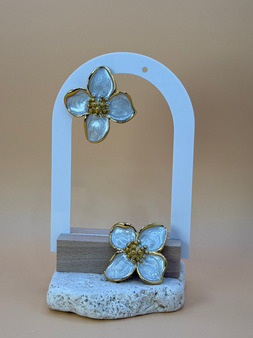 Elegant Aura Earrings