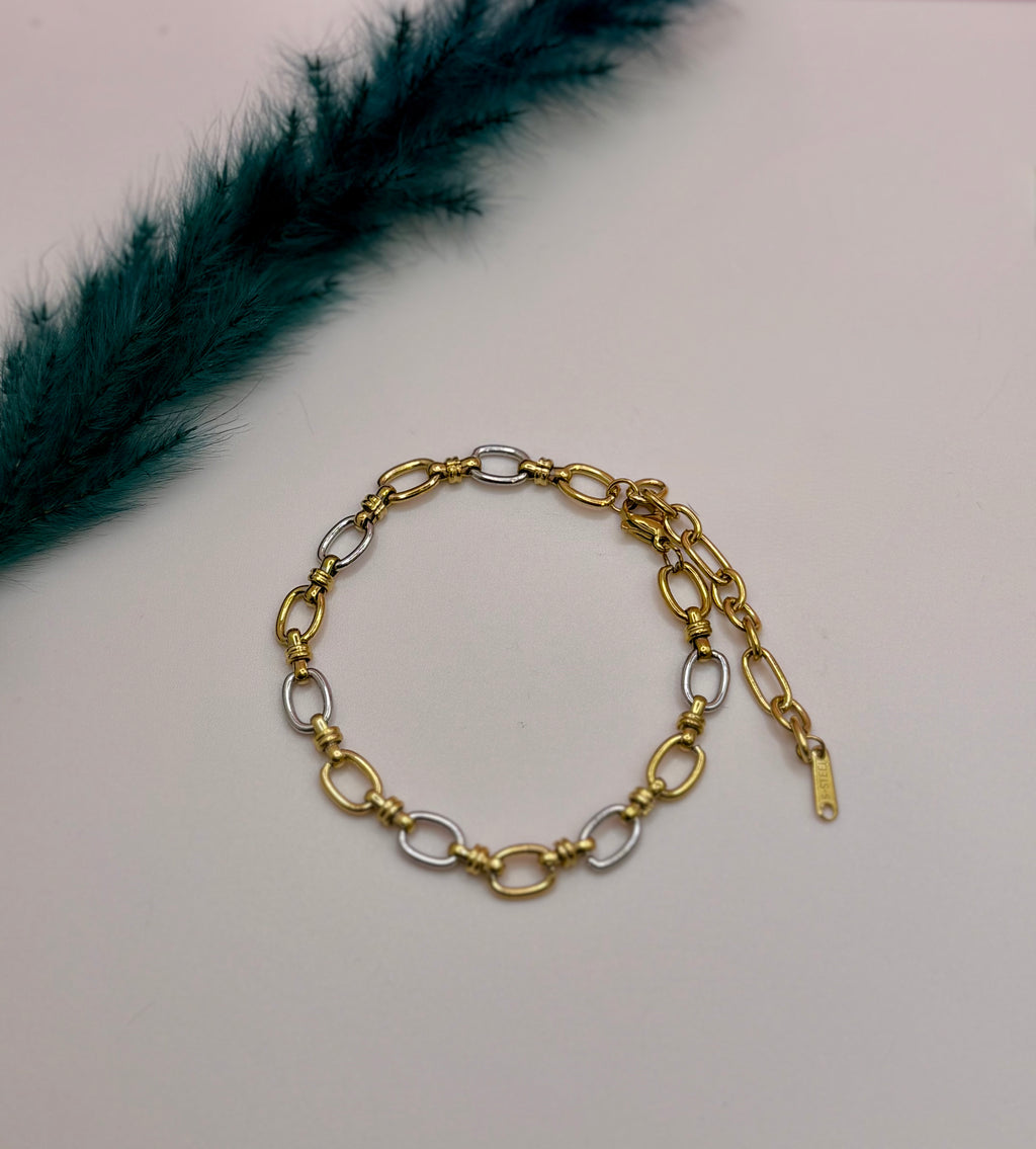 Minimal Glow Bracelet