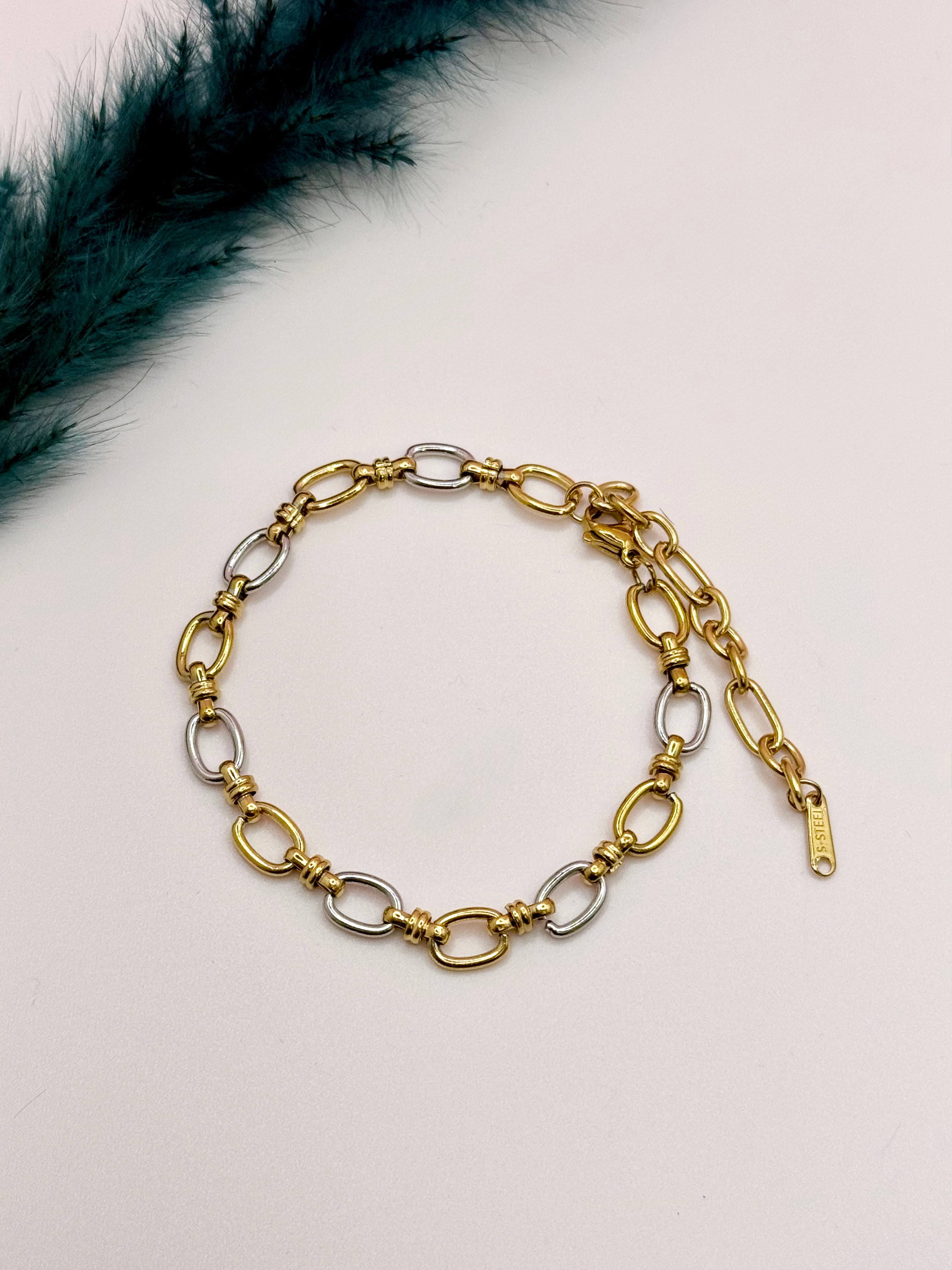 Minimal Glow Bracelet