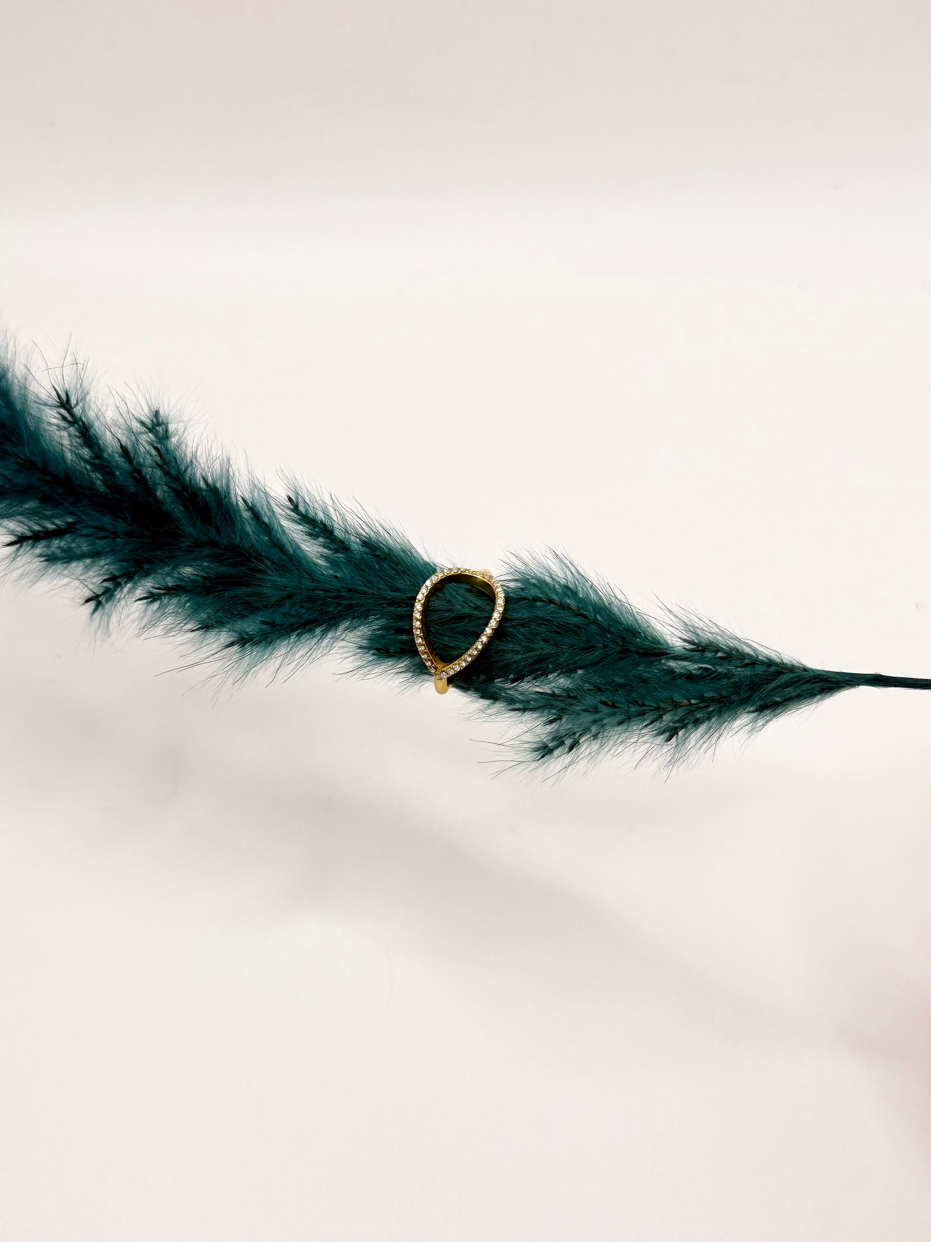 Soft Glam Ring