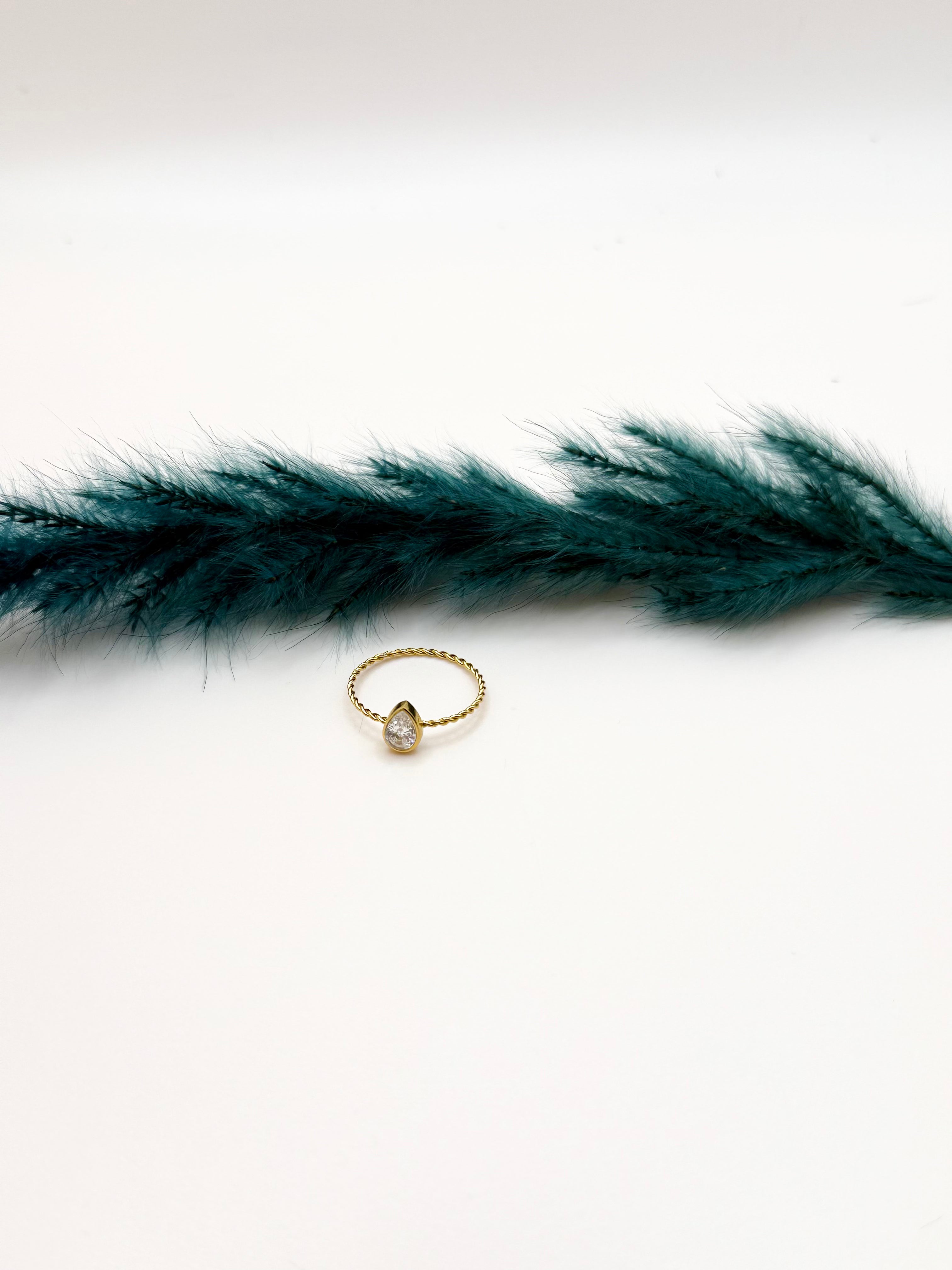 Crystal Glow Ring